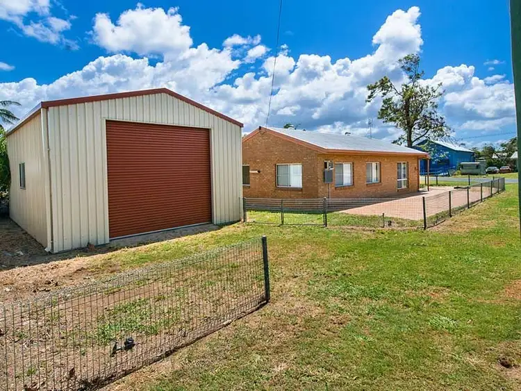 Second view of Homely house listing, 2 Dingwall Street, Keppel Sands QLD 4702