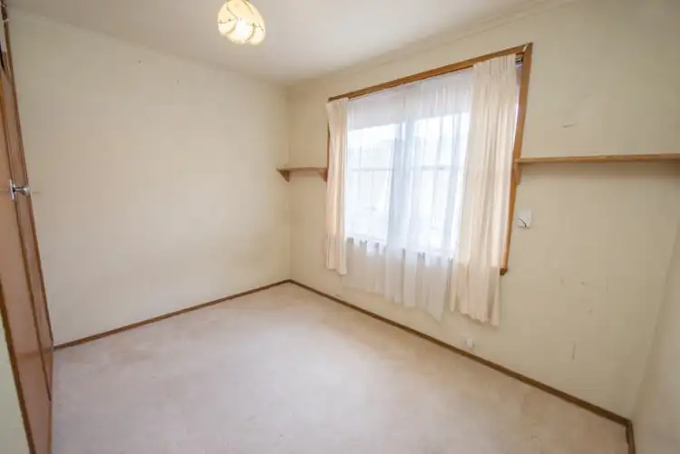 Sixth view of Homely house listing, 4 Hawdon Court, Swan Hill VIC 3585