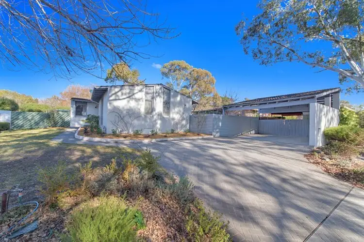 5 Pilbara Place, Fisher ACT 2611