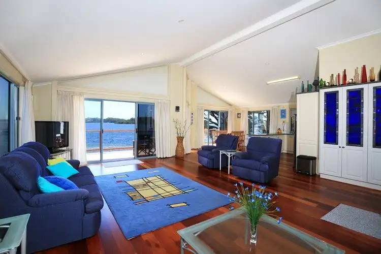 44 Haiser Road, Greenwell Point NSW 2540