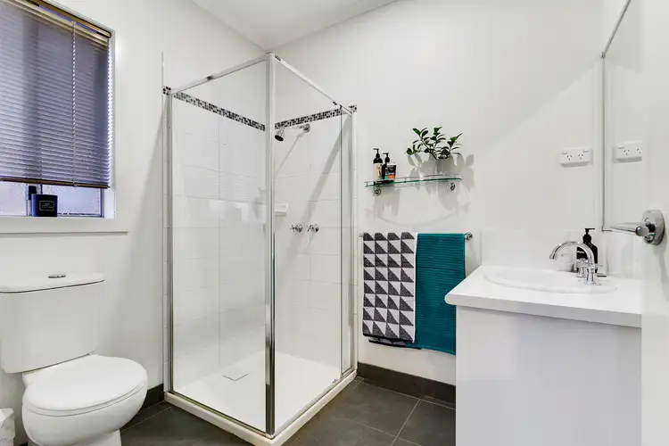 Sixth view of Homely unit listing, 10/105 McMahons Road, Frankston VIC 3199