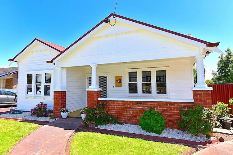 33 Lonsdale Street, Hamilton VIC 3300