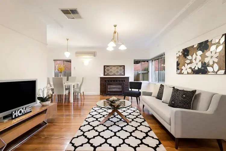 Second view of Homely house listing, 10 Peter Street, Oakleigh South VIC 3167