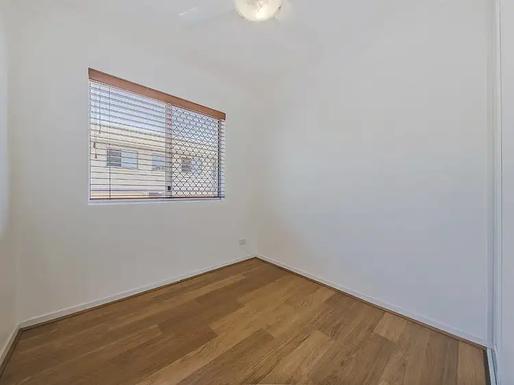 Sixth view of Homely unit listing, 5/42 Nicklin Street, Coorparoo QLD 4151