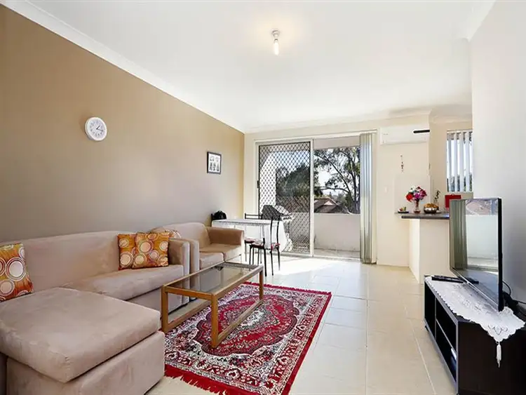 8/102 Windsor Street, Richmond NSW 2753