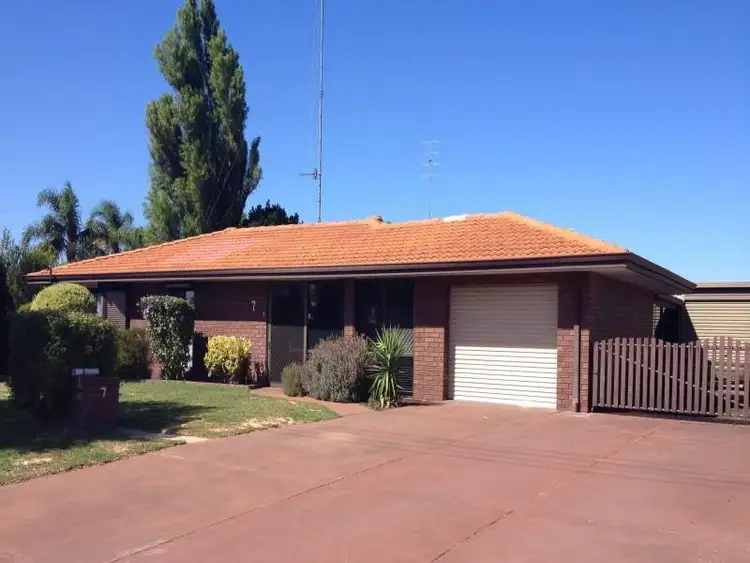7 Twilight Terrace, Carey Park WA 6230