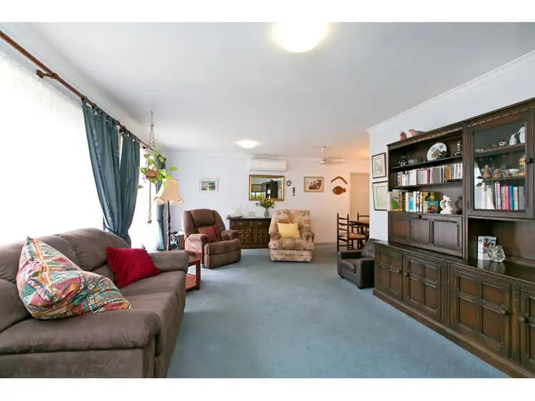 Sixth view of Homely house listing, 2 Leeds Court, Alexandra Hills QLD 4161