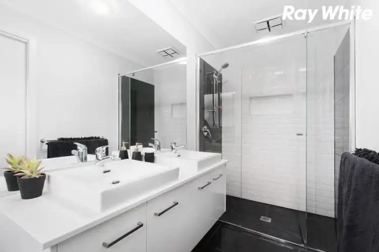 Fifth view of Homely house listing, 17 Jade Avenue, Koo Wee Rup VIC 3981