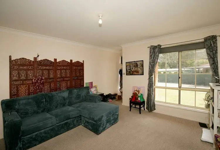 Sixth view of Homely unit listing, 2/2 Honeysuckle Place, Lake Albert NSW 2650