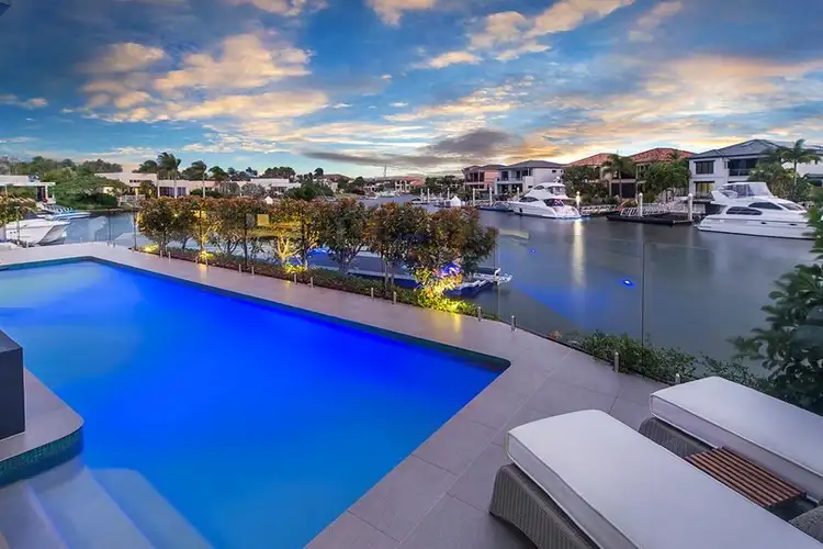 7085 Keyside Close, Sanctuary Cove QLD 4212
