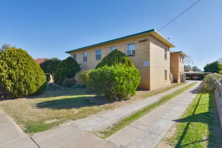4/15 Diane Street, Tamworth NSW 2340