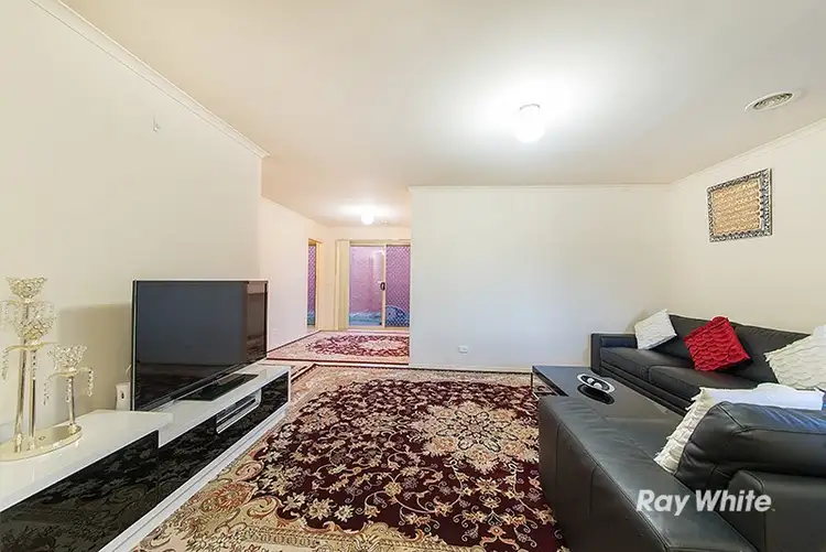 Fifth view of Homely house listing, 1/4 Providence Drive, Cranbourne West VIC 3977