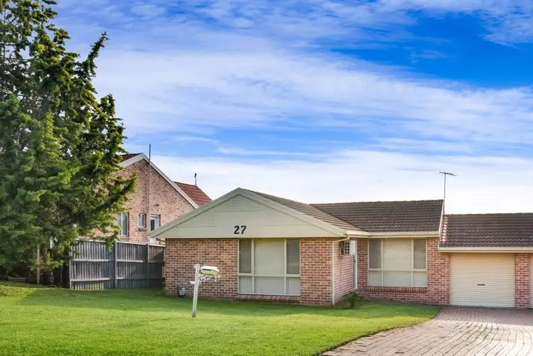 27 Mclaren Place, Ingleburn NSW 2565