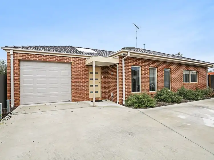 2/17 Curtin Street, Bell Park VIC 3215