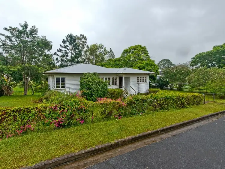 5 Lily Street, Mitchelton QLD 4053