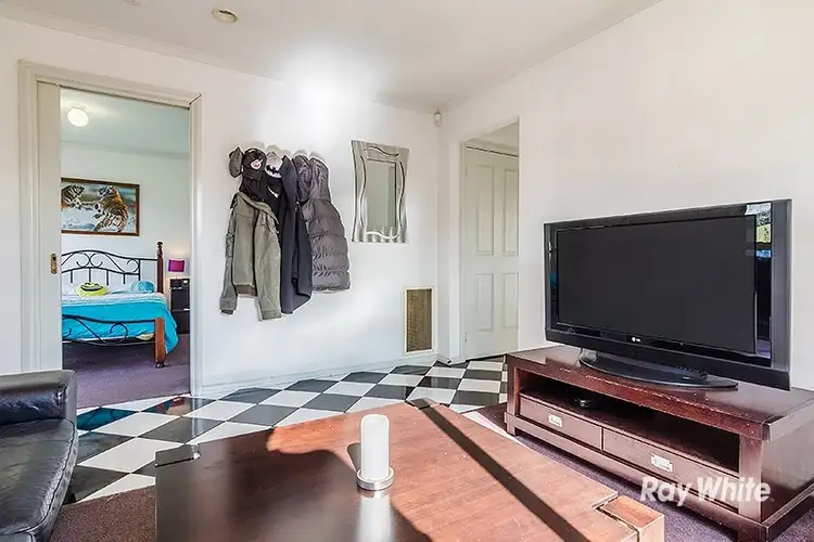 Fifth view of Homely house listing, 3 Calais Circuit, Cranbourne West VIC 3977