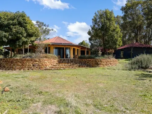 618 Maddern Road, Chittering WA 6084
