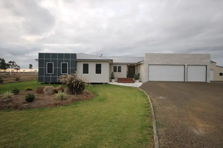 36 Henry Lawson Drive, Dalby QLD 4405