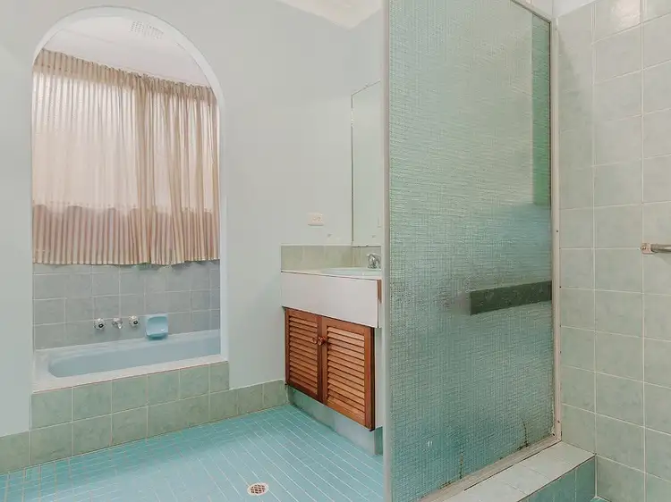 Fourth view of Homely house listing, 2 Toora Place, Cooloongup WA 6168