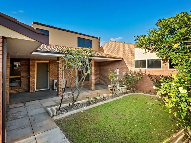 Second view of Homely unit listing, 4/3 Sardam Place, Mahomets Flats WA 6530