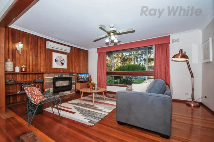 Second view of Homely house listing, 4 AMINGA Court, Croydon VIC 3136