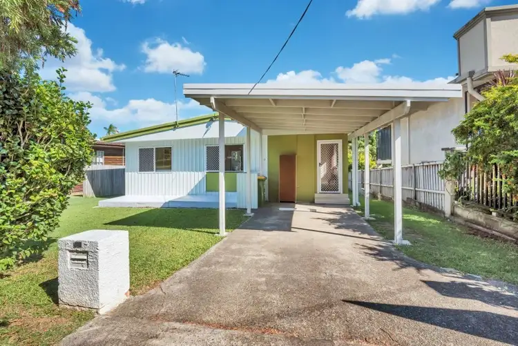 27 Eileen Avenue, Southport QLD 4215