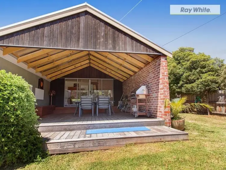 75 Palmerston Avenue, Dromana VIC 3936