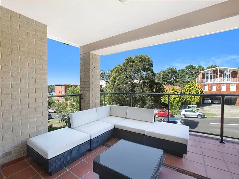 Main view of Homely unit listing, 4/7-11 Searl Road, Cronulla NSW 2230