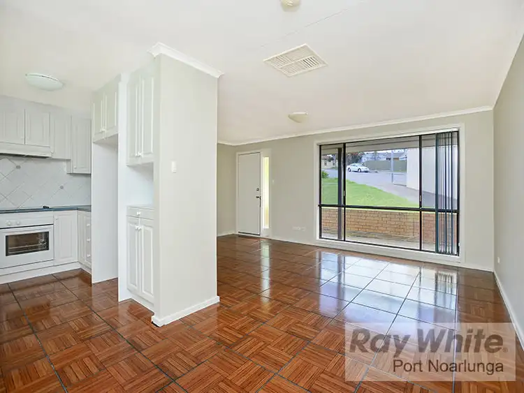 Fourth view of Homely house listing, 8 Cashel Court, Huntfield Heights SA 5163