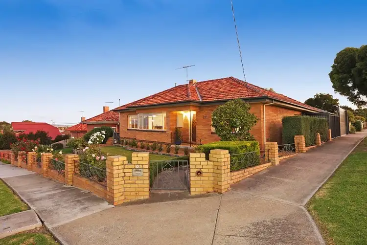 12 Perth Street, Belmont VIC 3216