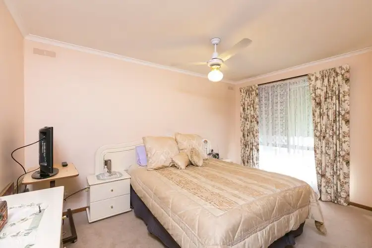 Fourth view of Homely house listing, 2/13 Beverley Street, Kangaroo Flat VIC 3555