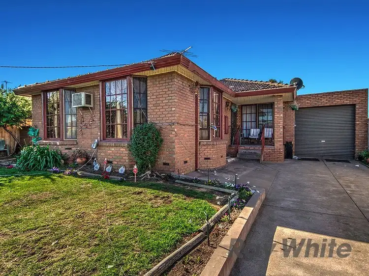 36 President Road, Albanvale VIC 3021