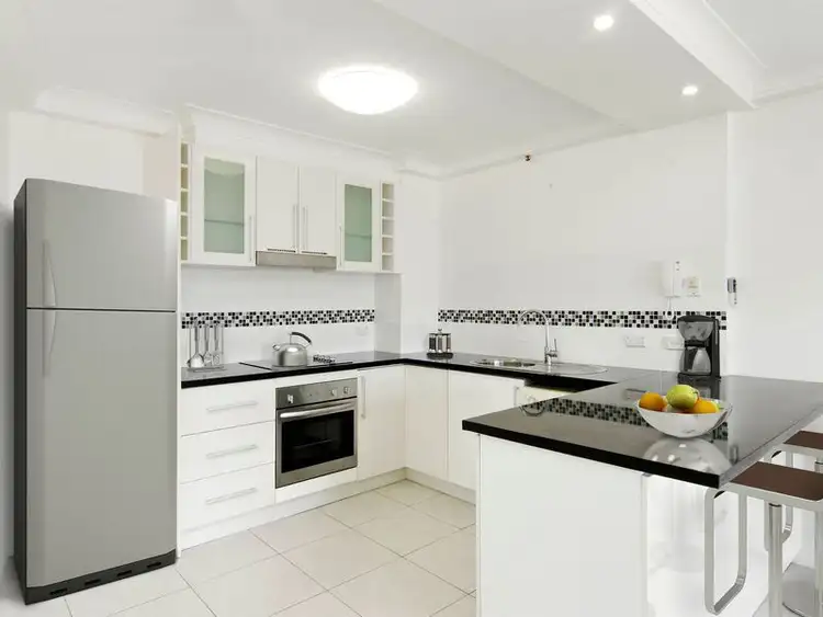 4E/973 Gold Coast Highway, Palm Beach QLD 4221