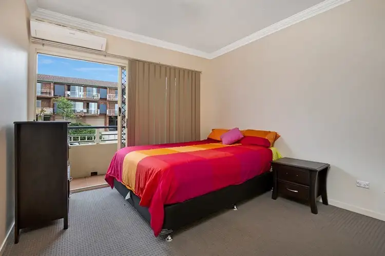 Seventh view of Homely unit listing, 4/70 Ekibin Road, Annerley QLD 4103