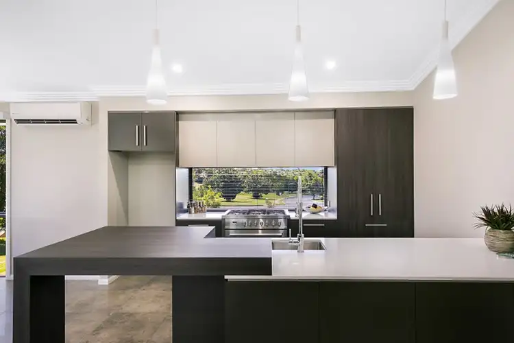 Fifth view of Homely townhouse listing, 2/45 Bouganvillea Drive, Middle Ridge QLD 4350