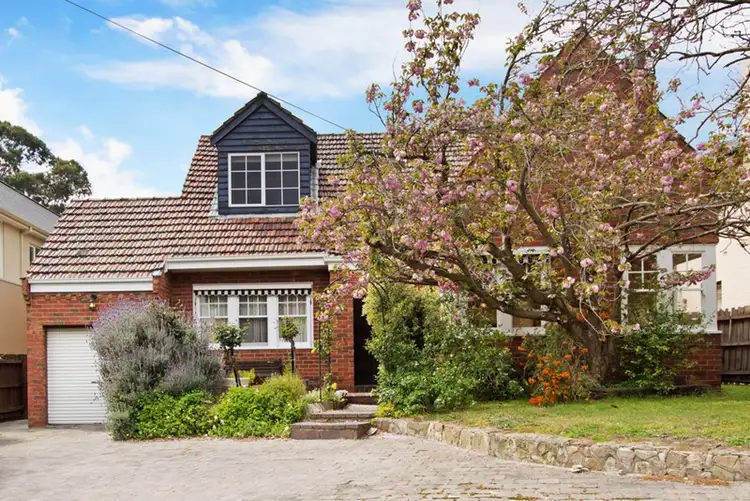 21 Outlook Drive, Camberwell VIC 3124