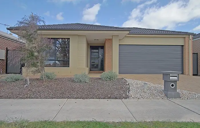 Second view of Homely house listing, 4 Tawonga Lane, Mernda VIC 3754
