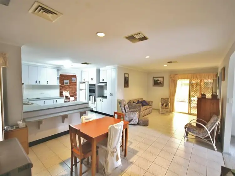 Fourth view of Homely house listing, 40 Pineview Circuit, Young NSW 2594