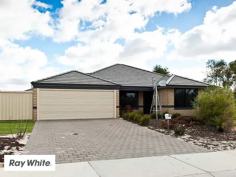 2 Lomas Circle, Ellenbrook WA 6069