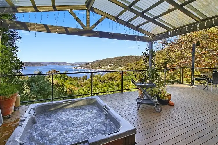 15 Indra Road, Tascott NSW 2250