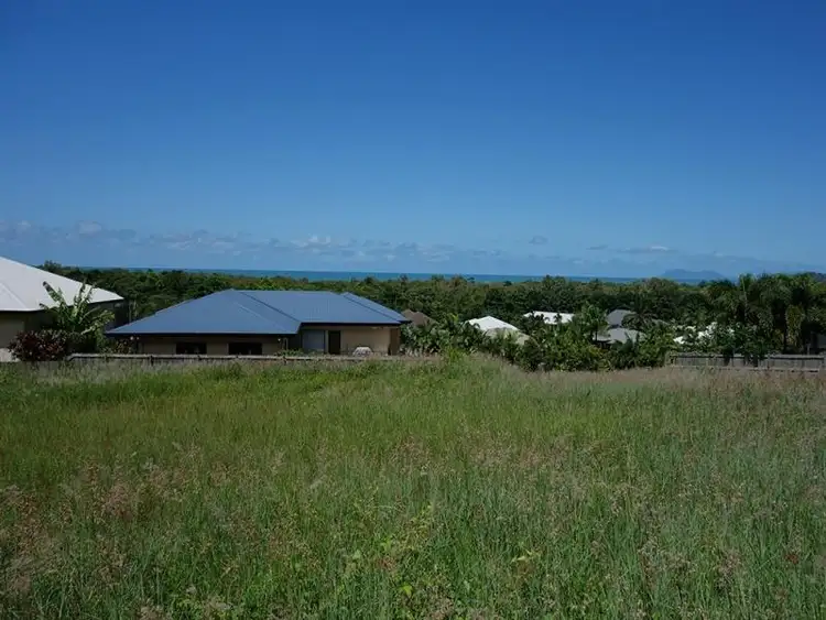 3 Calamus Court, Palm Cove QLD 4879