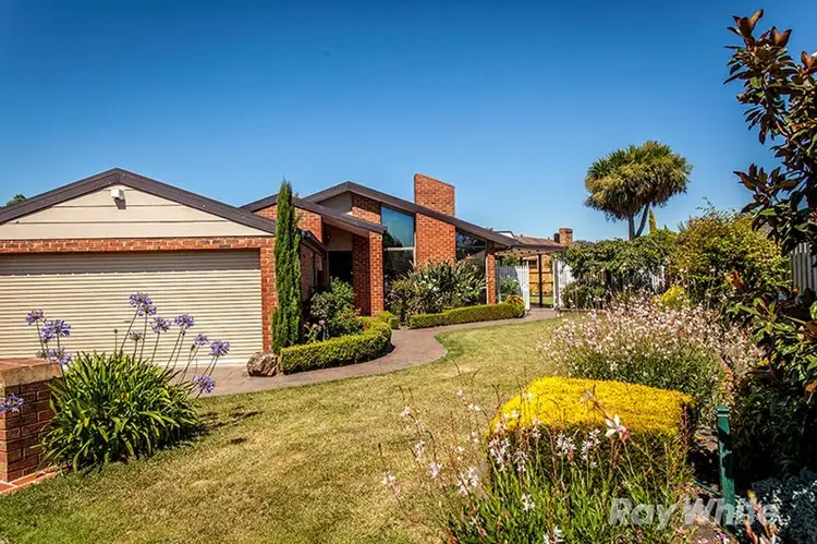 5 Lesay Court, Rowville VIC 3178