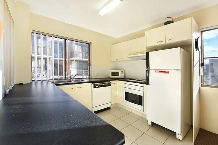 Fifth view of Homely apartment listing, 4/13 Stanhill Drive, Chevron Island QLD 4217