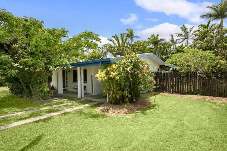 Second view of Homely house listing, 4 Bulolo Close, Trinity Beach QLD 4879