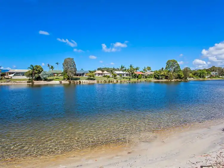 98 Dunlin Drive, Burleigh Waters QLD 4220