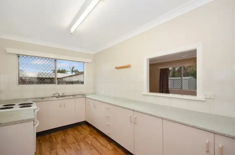 294 Charles Street, Cranbrook QLD 4814