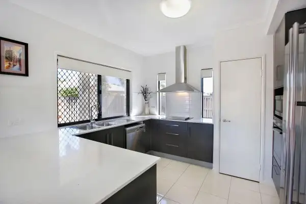 Fourth view of Homely house listing, 2 Pipit Street, Oonoonba QLD 4811