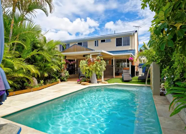 52 Intrepid Court, Newport QLD 4020