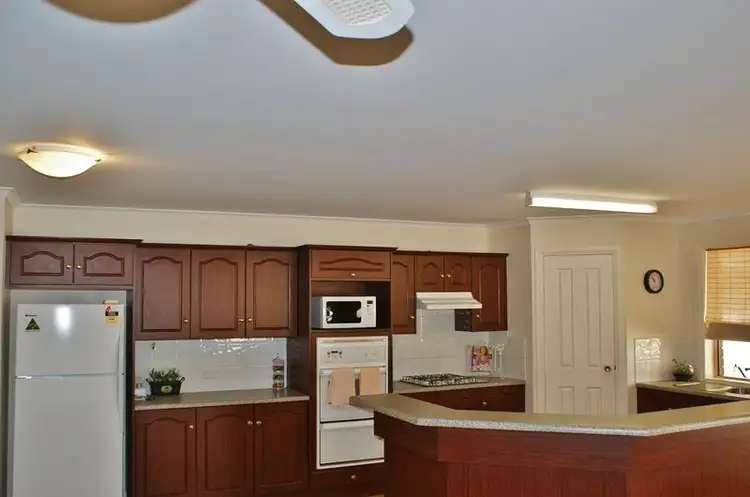 Fifth view of Homely house listing, 2 Gawler Street, Murray Bridge SA 5253