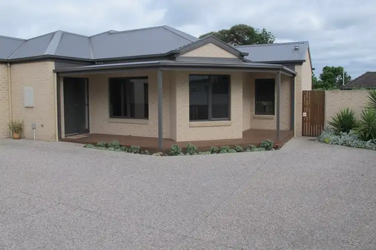 11a Eversley Street, Hamilton VIC 3300